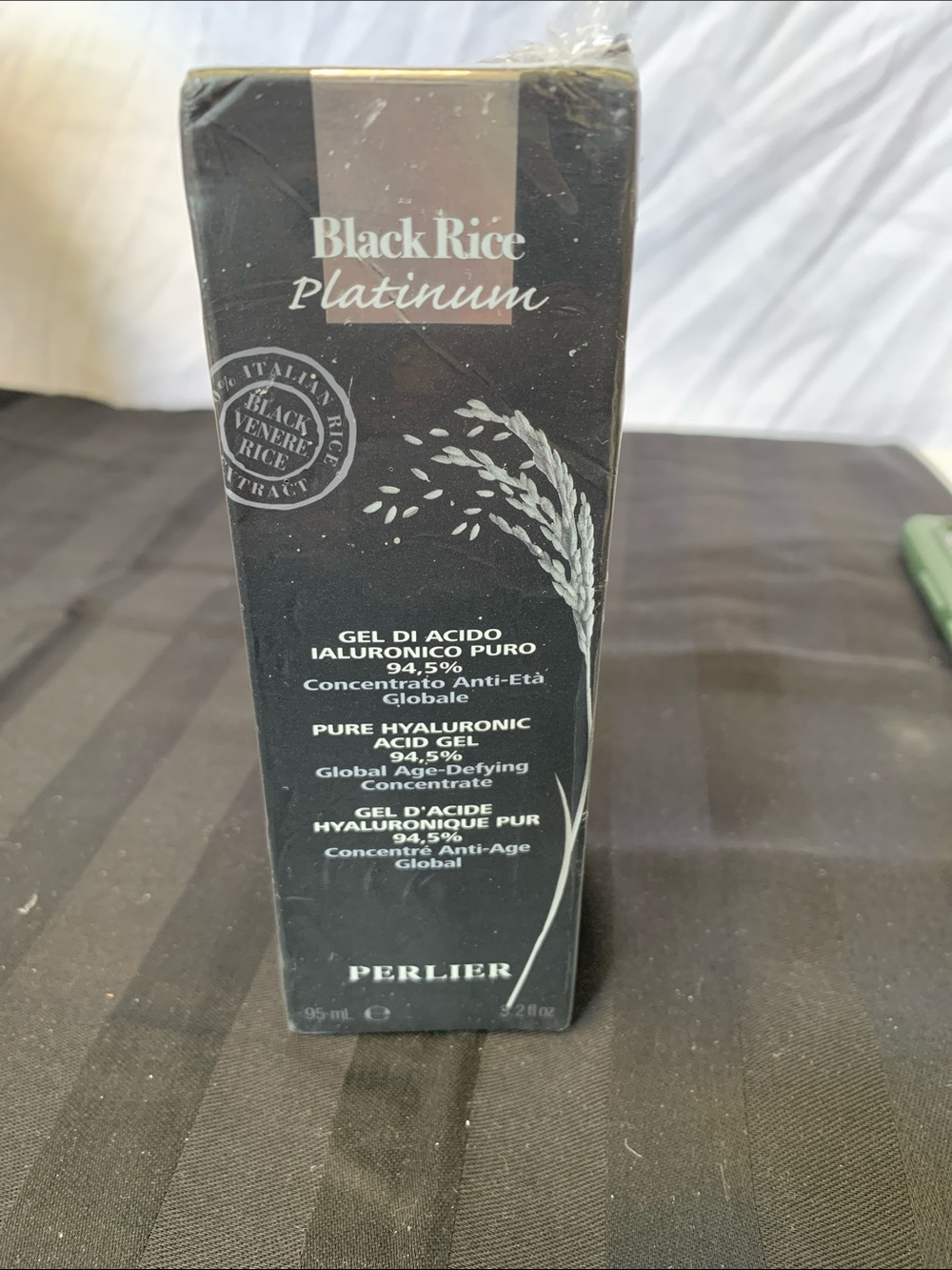 Perlier Black Rice Platinum Pure Hyaluronic Acid Gel - Black